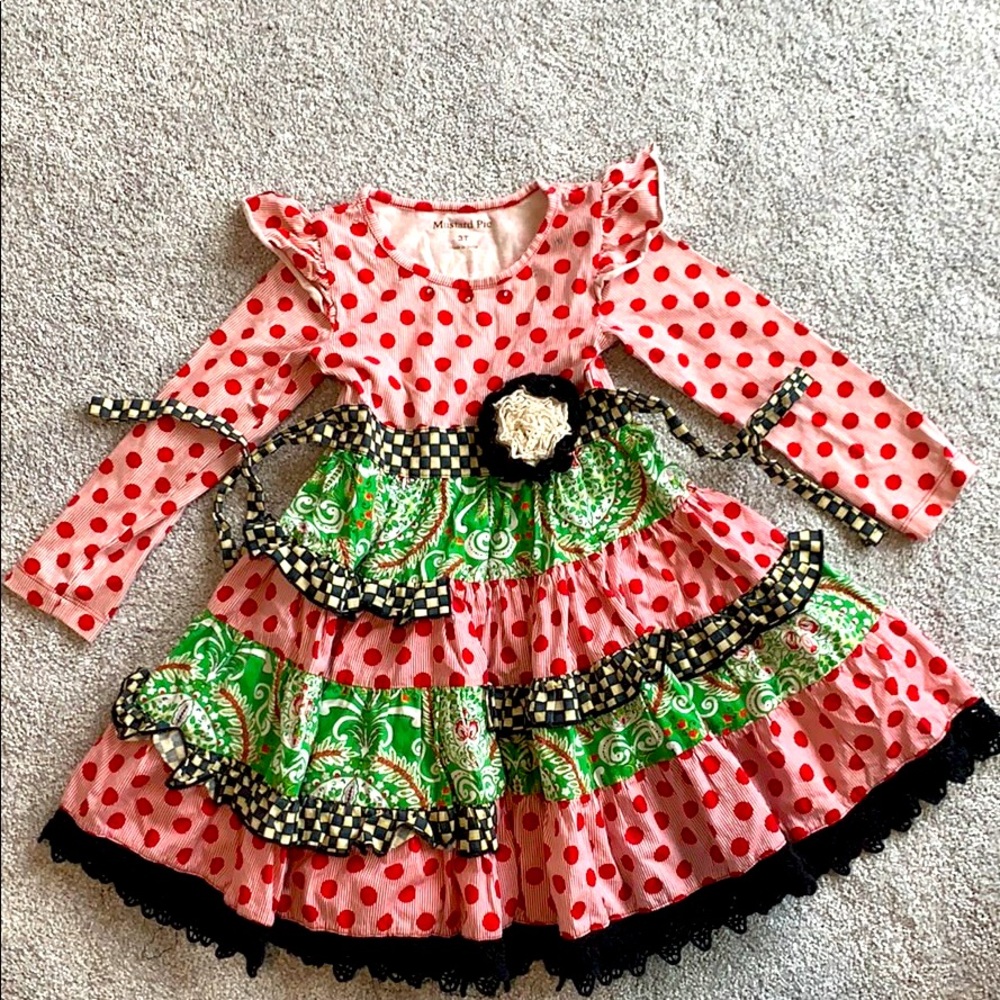 Mustard Pie Holiday Collection EUC 3T (runs big)